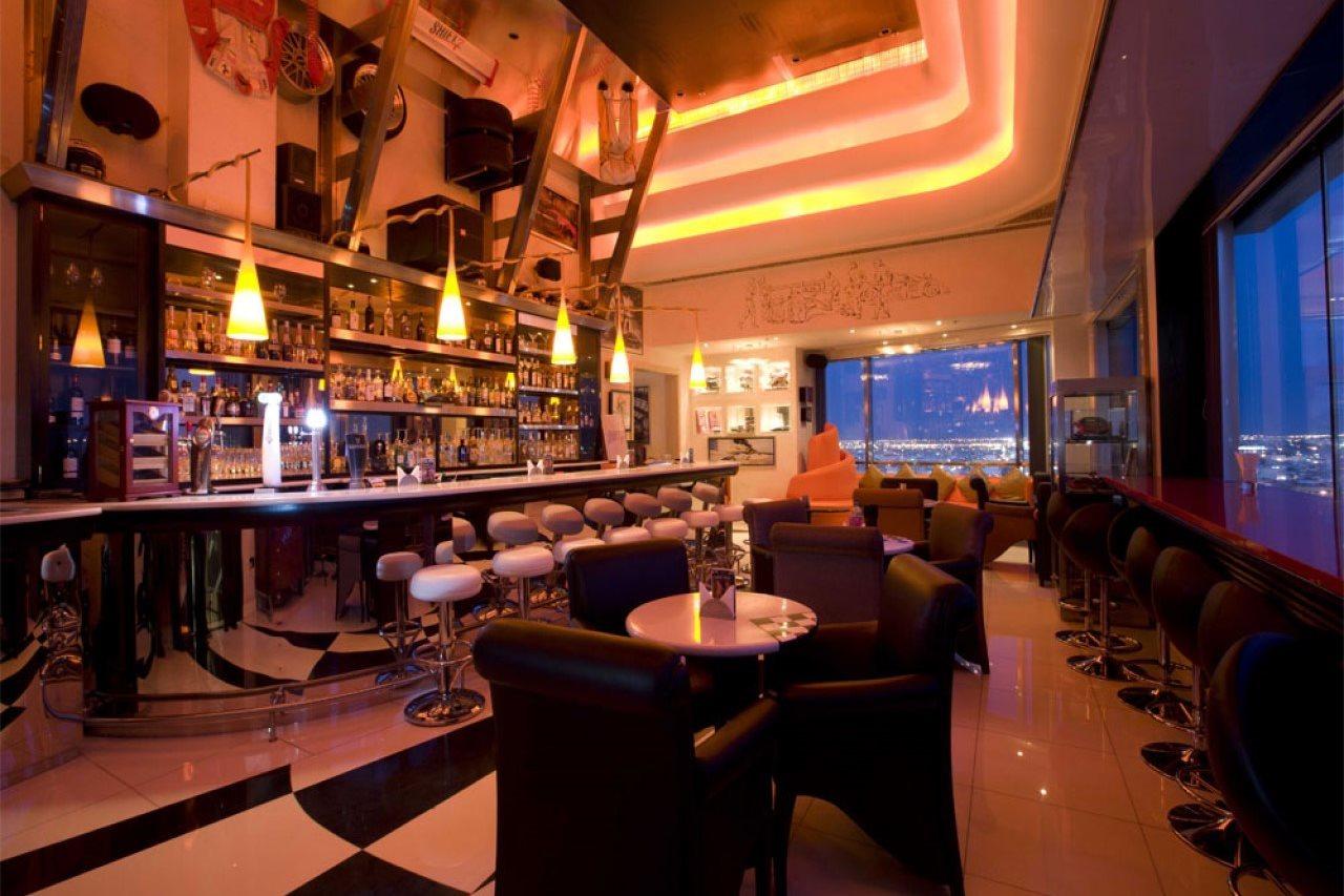 Excelsior Luxury Apartments Manama Exteriör bild