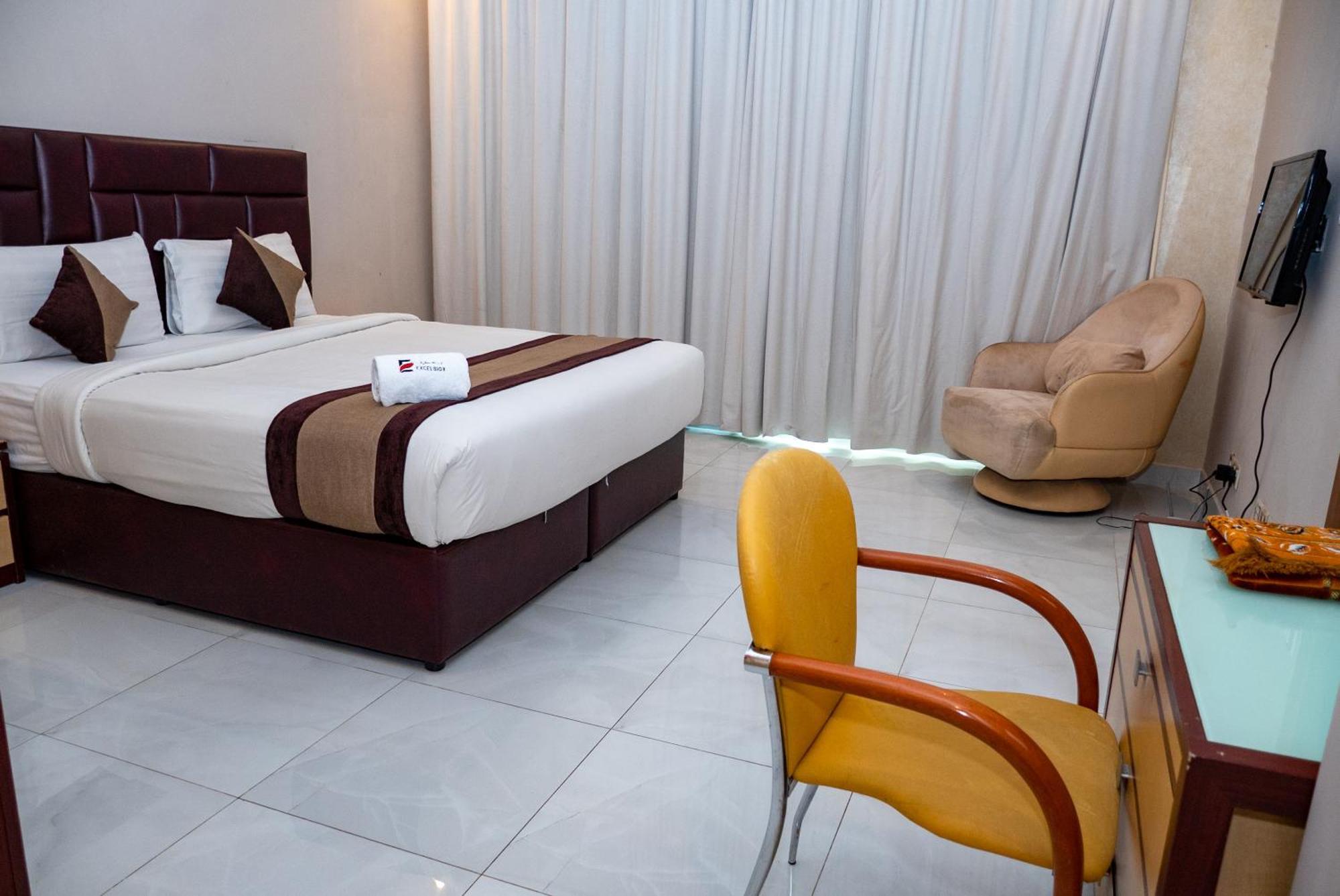 Excelsior Luxury Apartments Manama Exteriör bild