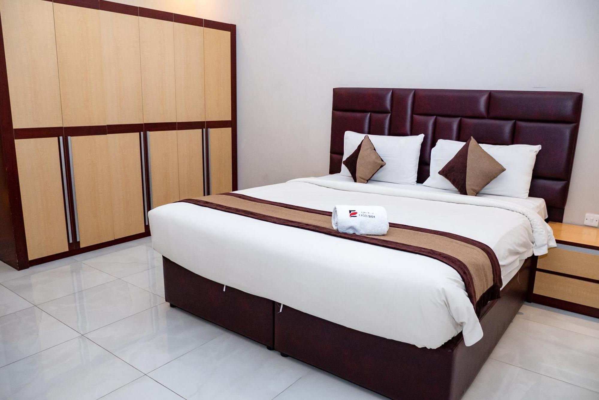 Excelsior Luxury Apartments Manama Exteriör bild