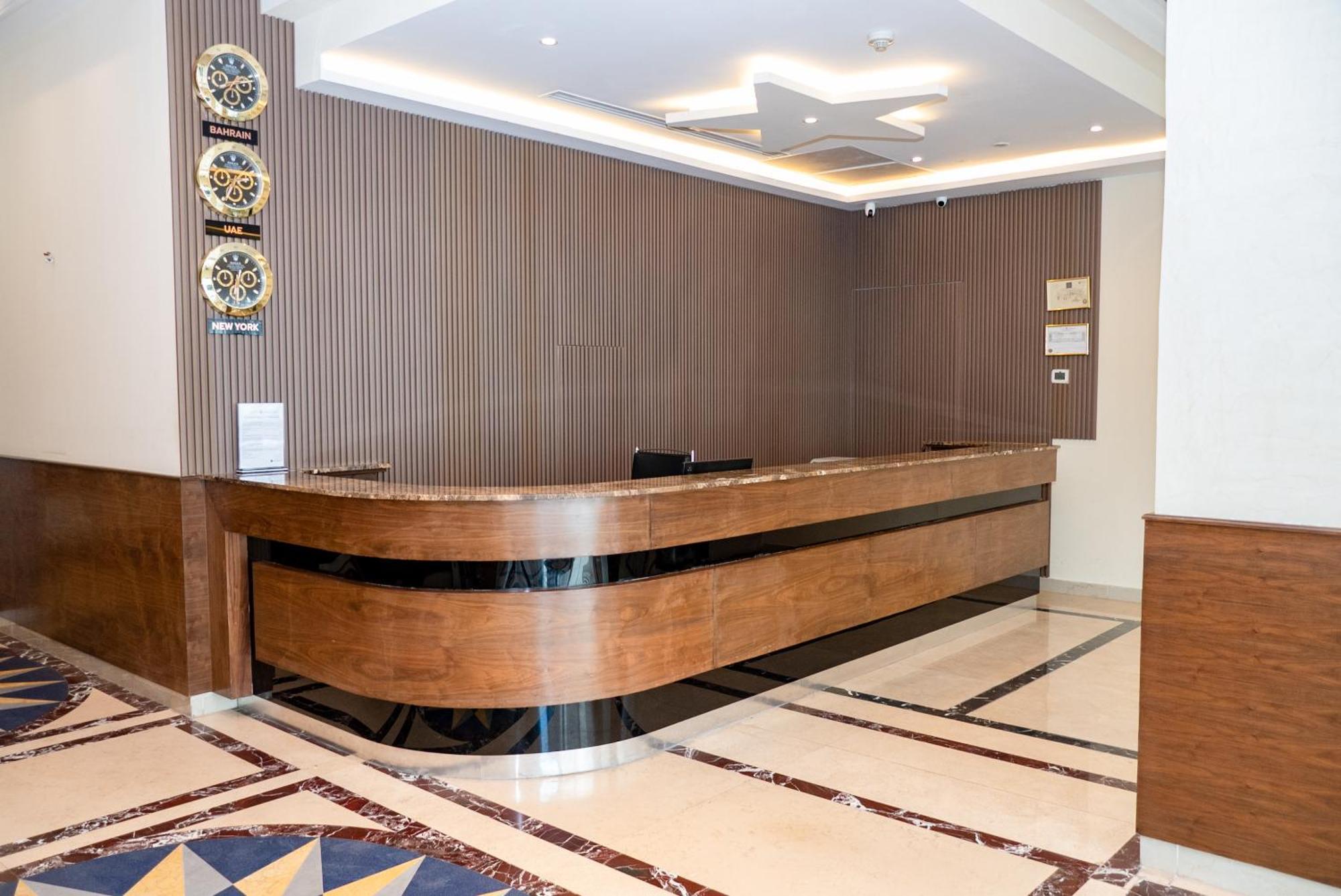 Excelsior Luxury Apartments Manama Exteriör bild