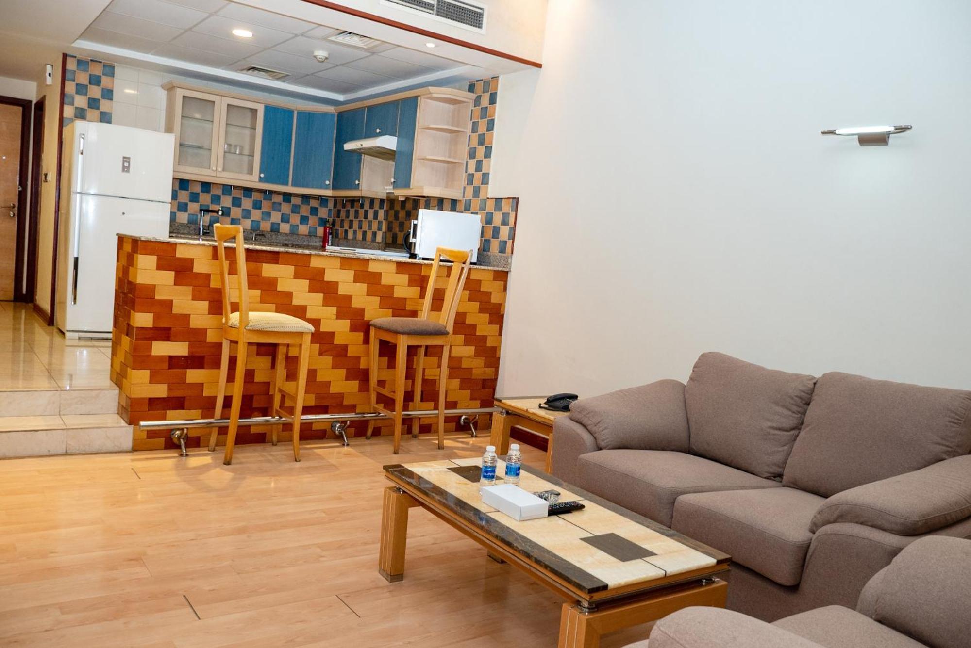 Excelsior Luxury Apartments Manama Exteriör bild