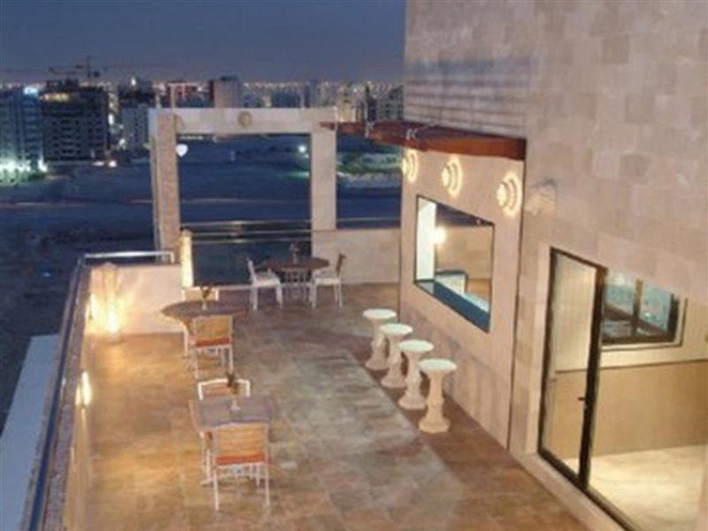 Excelsior Luxury Apartments Manama Exteriör bild