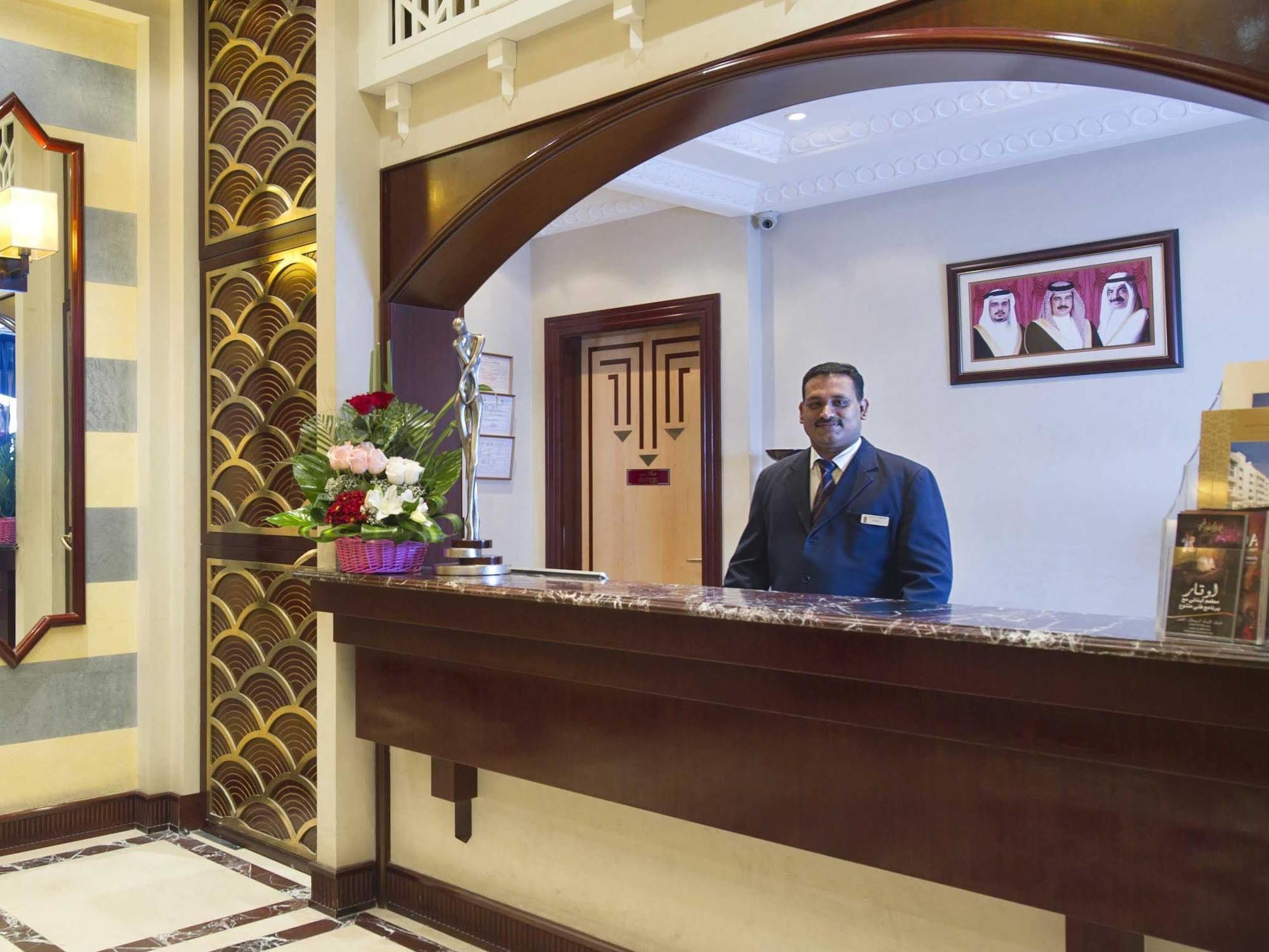 Excelsior Luxury Apartments Manama Exteriör bild